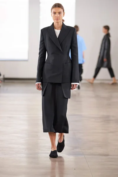 Look 38